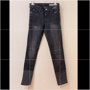Zara Black Mid Rise Skinny Jeans w Diamond Design